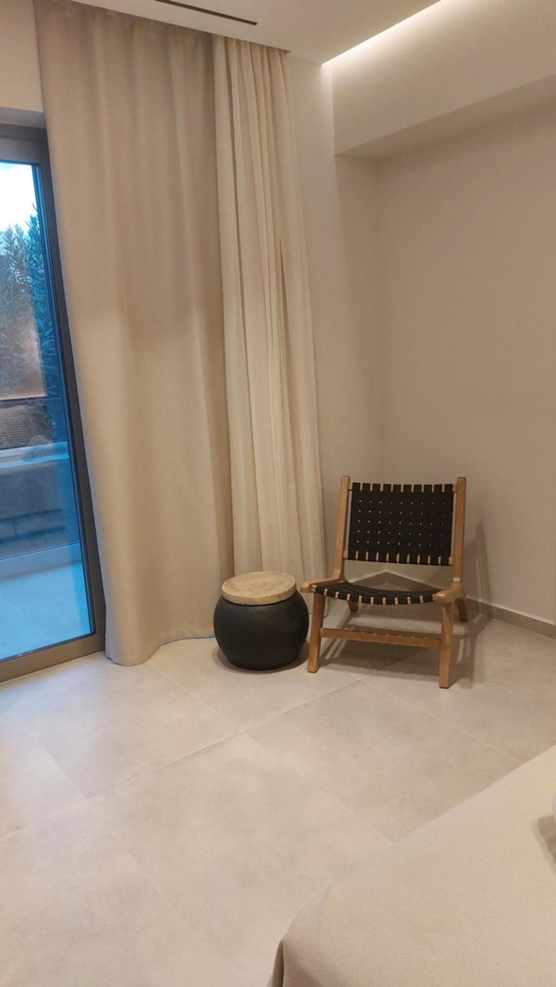 Niriides Palace Gournes Gouvon Room photo