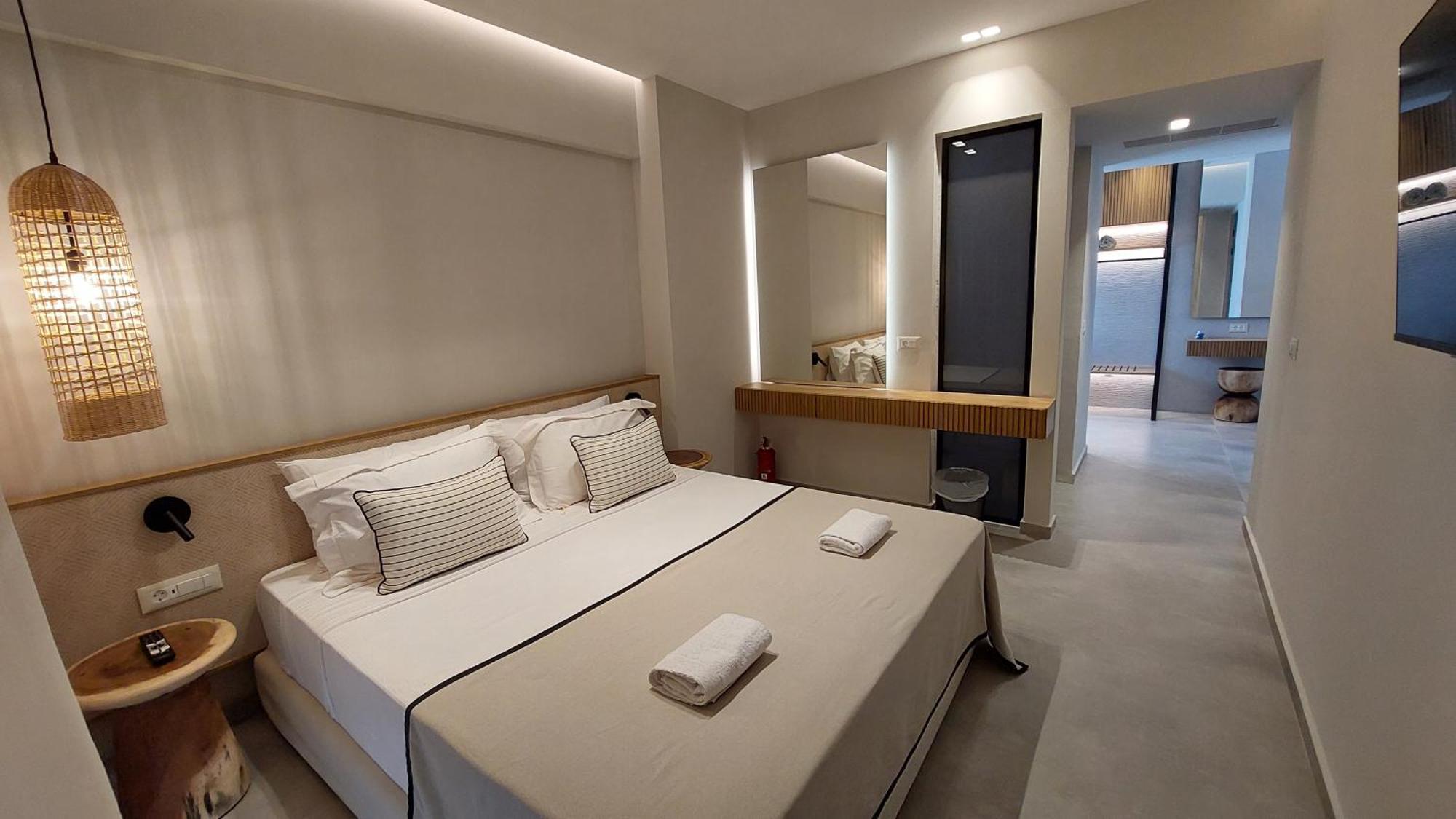 Niriides Palace Gournes Gouvon Room photo